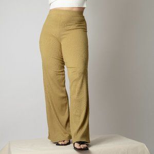 Club London Green Ribbed Flared Pants